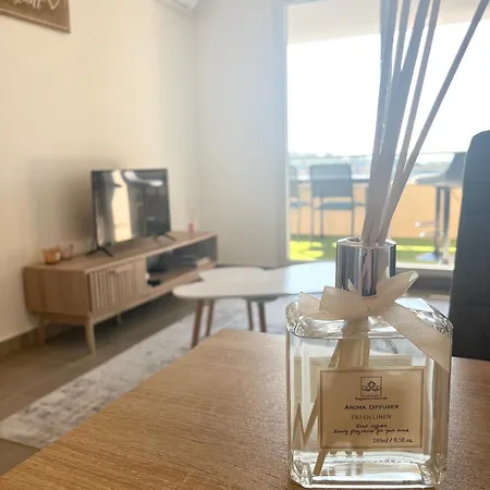 Sejours Coteaux D'argens Holidays Apartment *