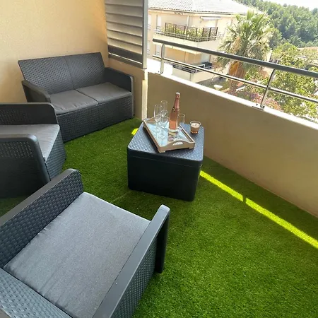 Apartment Sejours Coteaux D'argens Holidays *